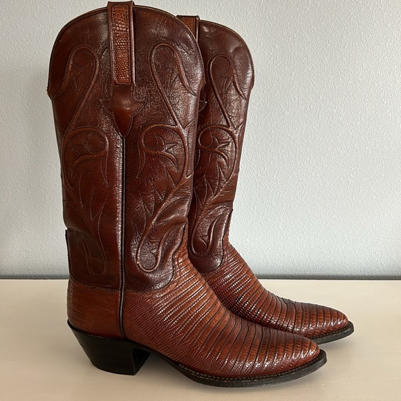 Lucchese Shoes - Lucchese • Vintage Women’s Classic Lizard Skin Leather Cowboy Boots Cognac Sz 7